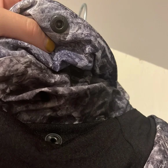 Lululemon jacket - Picture 8 of 8